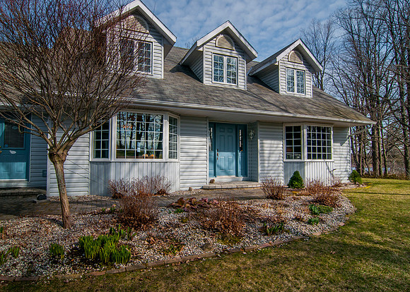 63 Lake Eloida